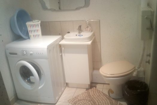 Iznajmljujem namješten stan