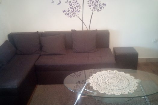 Iznajmljujem namješten stan