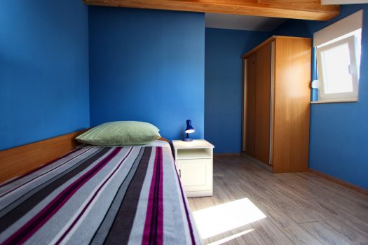 Trosobni stan 85 m2 s garažom za najam, Kaštel Gomilica, u stambenoj zgradi