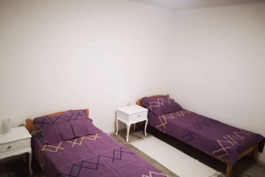 Iznajmljujem stan 3 sobe, Škrljevo