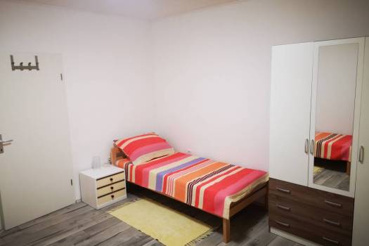 Iznajmljujem stan 3 sobe, Škrljevo