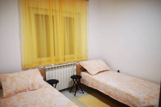 Iznajmljujem stan 3 sobe, Škrljevo