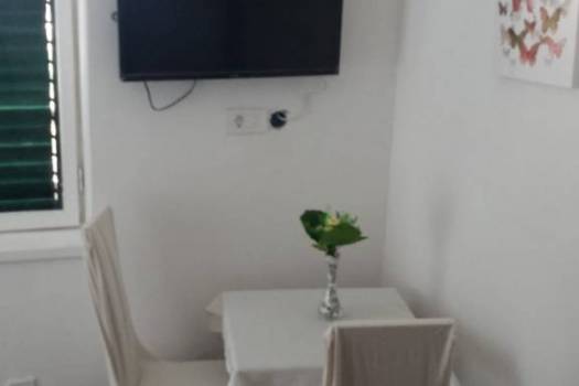 GARSONJERA SOLIN GASPICI