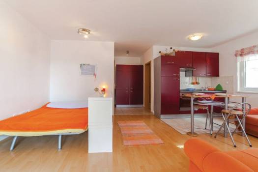 Novi Vinodolski garsonjera