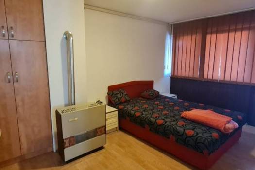 NAJAM STANA, SESVETE