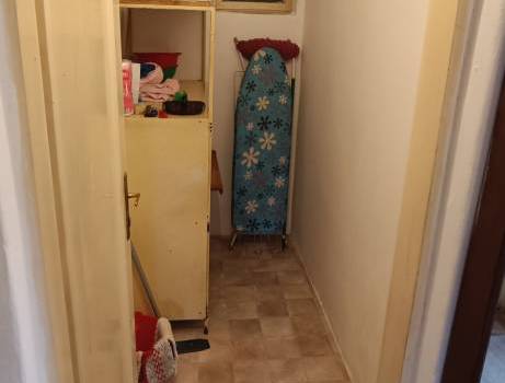 Iznajmljujem kuću sa okučnicom