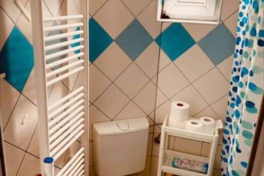 Soba za iznajmljivanje studentici ili mlađoj zaposlenoj ženskoj osobi