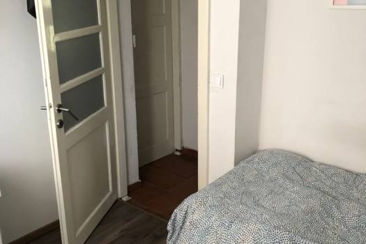 Soba za iznajmljivanje studentici ili mlađoj zaposlenoj ženskoj osobi