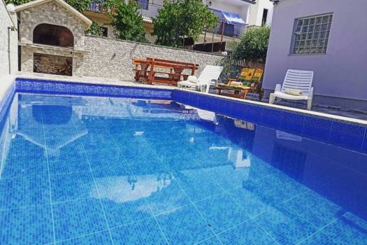 Kuća za odmor “Larma”