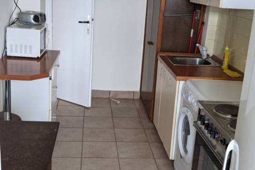 Trosoban stan na Vijencu I. Meštrovića, traži se cimer / cimerica