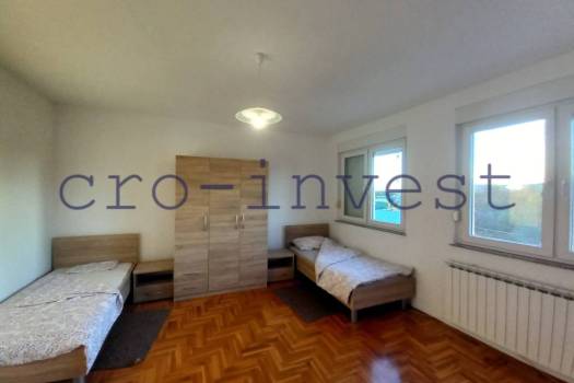 Lanište, Blato, sobe na prvom katu, dvokrevetne, za studente