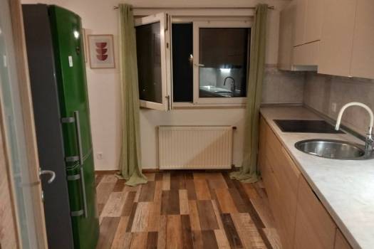 Iznajmljujem stan u centru Pule