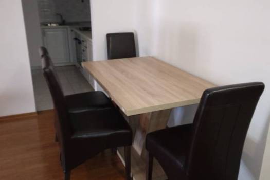 Stan sa garažnim parkirnim mjestom 50.00 m2, Split DUGOROČNO