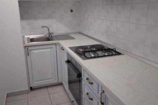 Stan sa garažnim parkirnim mjestom 50.00 m2, Split DUGOROČNO