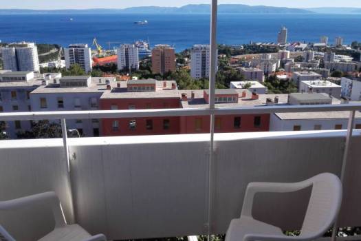 G. VEŽICA, 1S kl.stan, 34 m.kv,3.kat, jug, pogled DUGOROČNO IZNAJMLJUJEM