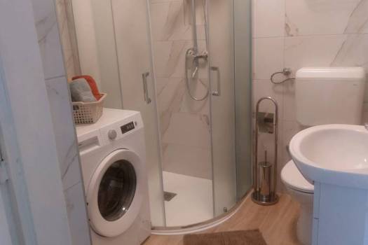 Mlinovi (Mihaljevac) Stan u privatnoj kući u visokom prizemlju